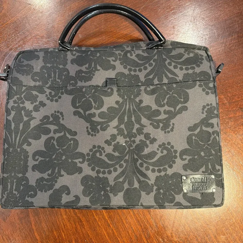 DENALI Women’s Padded Laptop Bag - See Description